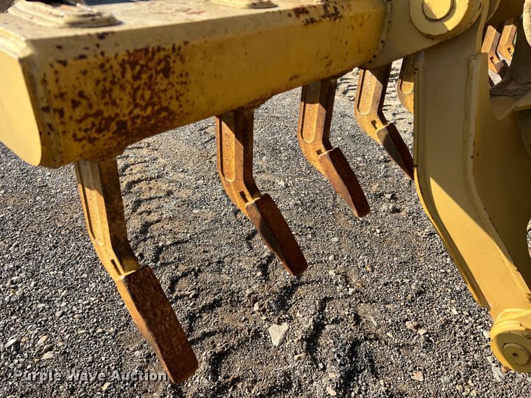 image for item MQ9876 1993 Caterpillar 12G  motor grader