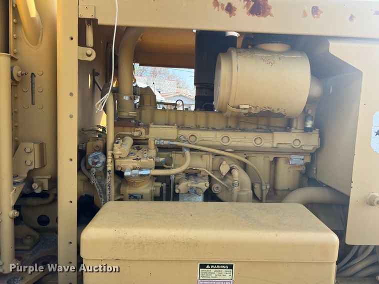 image for item MQ9876 1993 Caterpillar 12G  motor grader