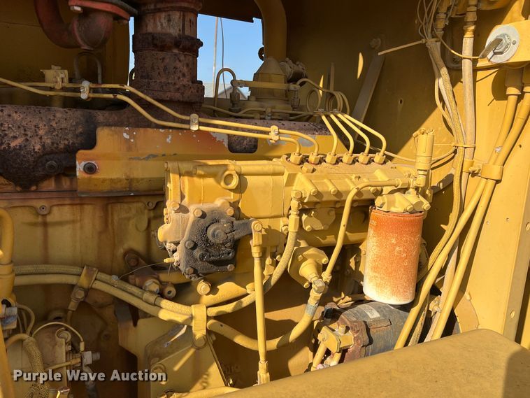 image for item MQ9876 1993 Caterpillar 12G  motor grader