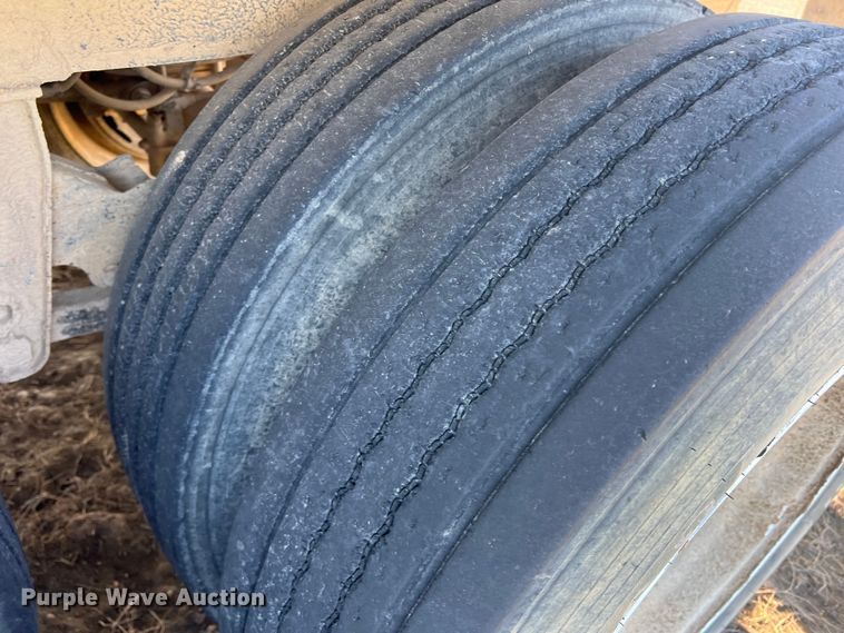 image for item MQ9877 2000 MB&G TRXL DP  end dump pup trailer