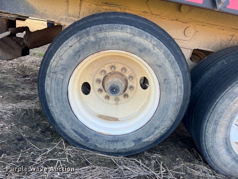 image for item MQ9877 2000 MB&G TRXL DP  end dump pup trailer