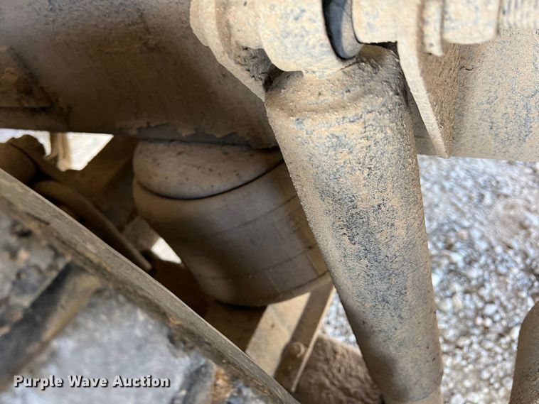 image for item MQ9879 2008 Kenworth W900  dump truck