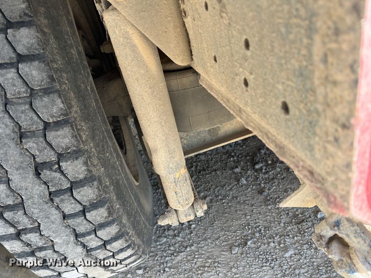 image for item MQ9879 2008 Kenworth W900  dump truck