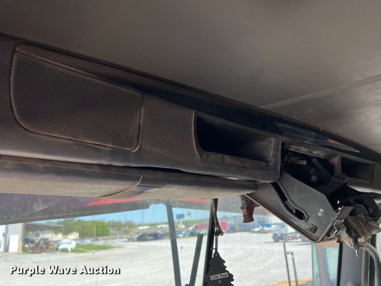 image for item MQ9879 2008 Kenworth W900  dump truck