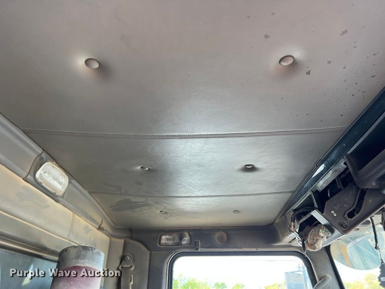 image for item MQ9879 2008 Kenworth W900  dump truck