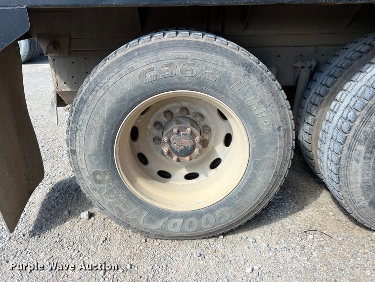 image for item MQ9879 2008 Kenworth W900  dump truck