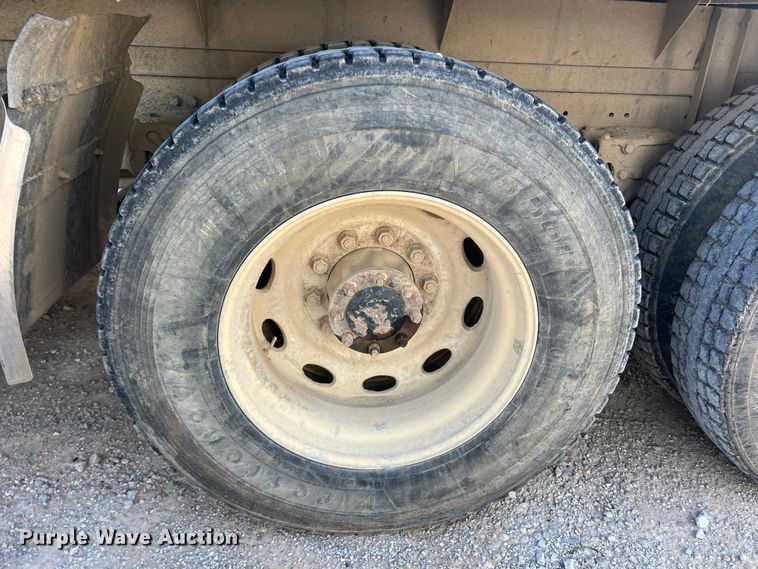 image for item MQ9879 2008 Kenworth W900  dump truck