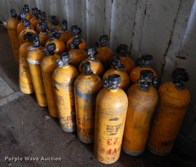 image for item MR9750 (25) Scott Air-Pak SCBA tanks