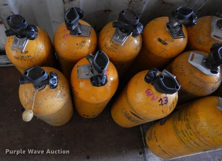 image for item MR9750 (25) Scott Air-Pak SCBA tanks