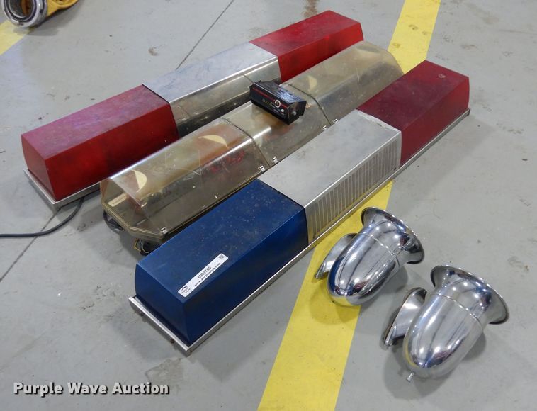 image for item MR9755 Emergency vehicle equipment