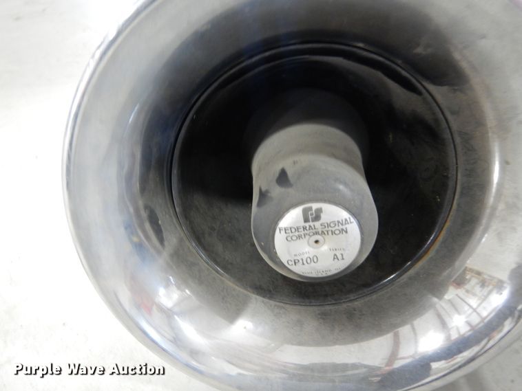 image for item MR9755 Emergency vehicle equipment