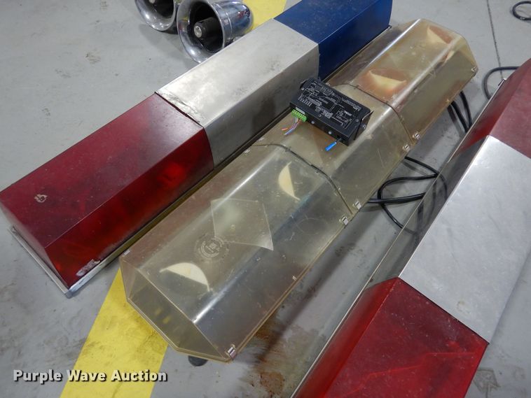 image for item MR9755 Emergency vehicle equipment