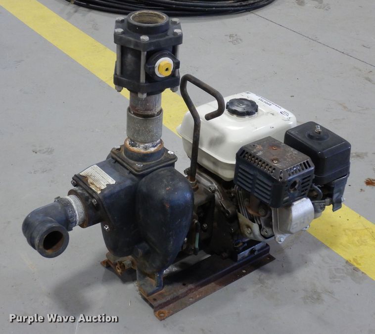 image for item MR9765 Honda  pump