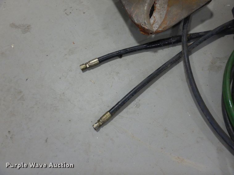 image for item MR9766 (2) Hurst Jaws of Life rescue tools