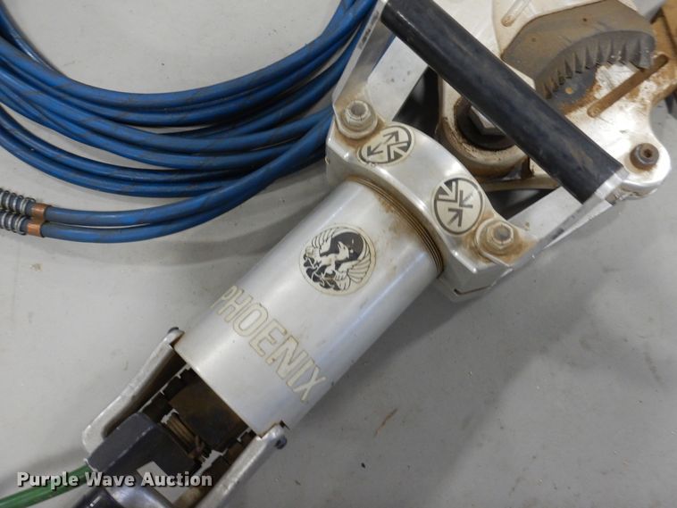 image for item MR9768 (2) Jaws of Life rescue tools