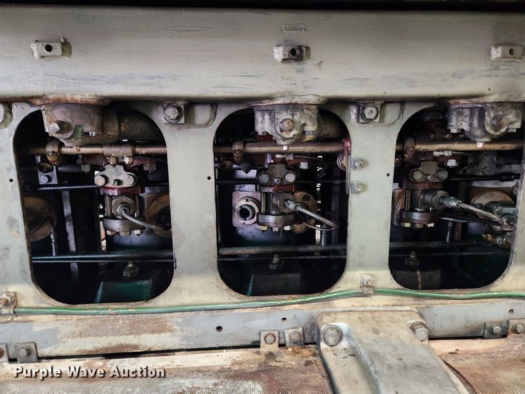 image for item MW9567 Fairbanks Morse 38TDD8 1/8  generator