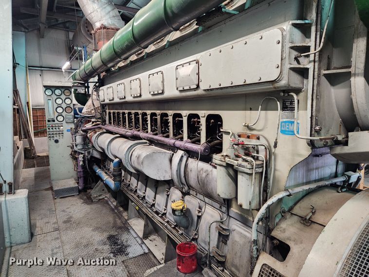 image for item MW9567 Fairbanks Morse 38TDD8 1/8  generator