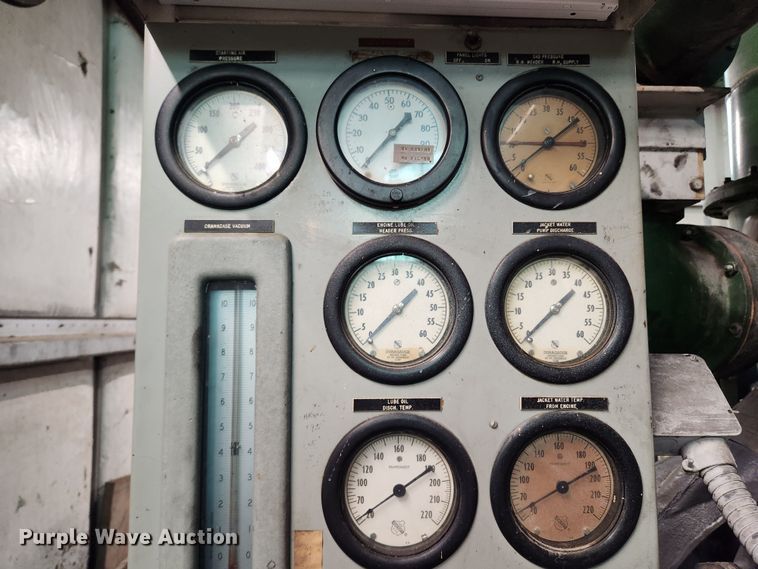 image for item MW9567 Fairbanks Morse 38TDD8 1/8  generator