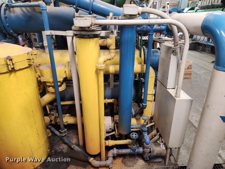 image for item MW9568 Fairbanks Morse 38TDD8 1/8  generator