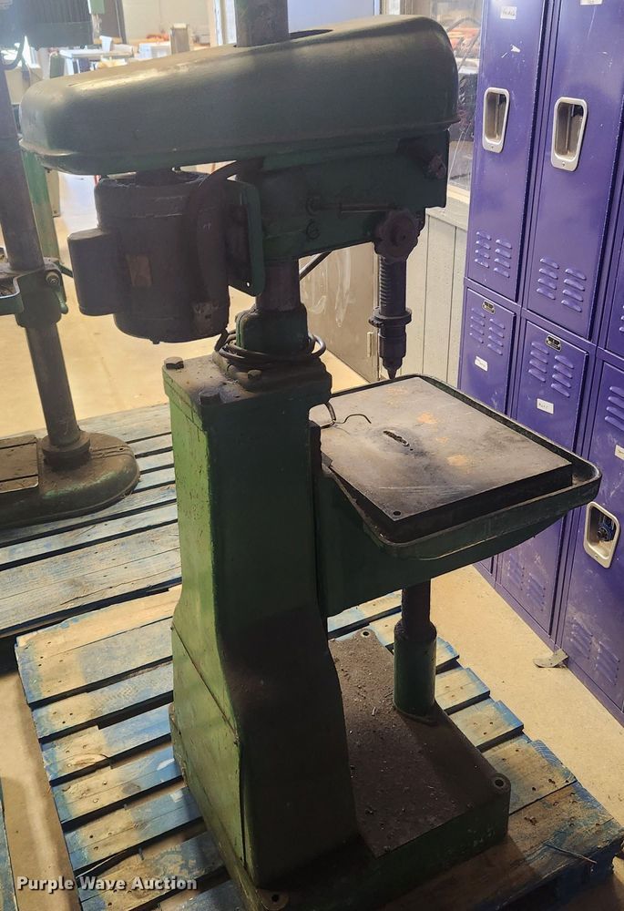 image for item MW9588 Tools