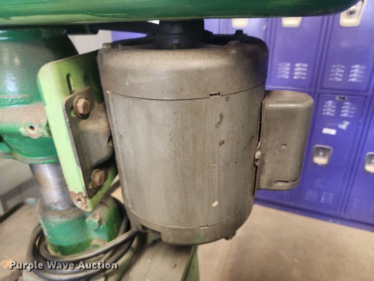 image for item MW9588 Tools