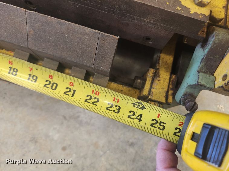 image for item MW9590 (2) metal breaks