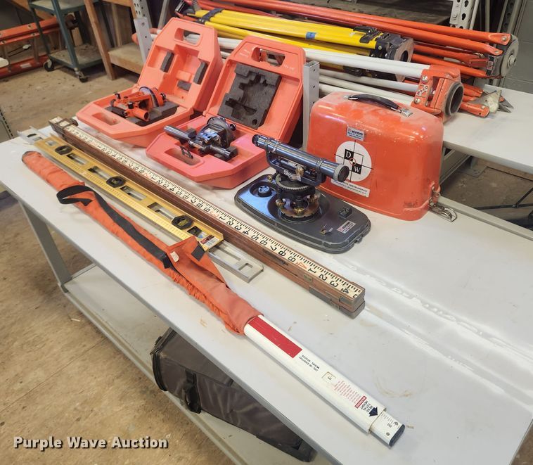 image for item MW9599 Surveying tools