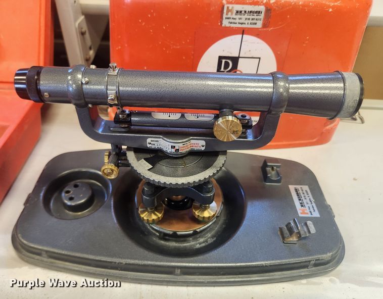 image for item MW9599 Surveying tools