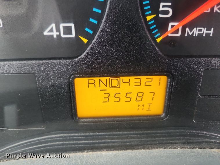 image for item MW9638 2007 International 7400  dump truck