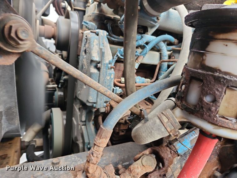 image for item MW9638 2007 International 7400  dump truck