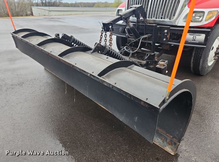 image for item MW9638 2007 International 7400  dump truck