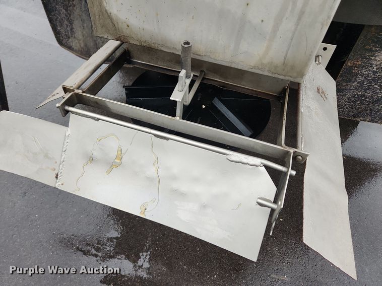 image for item MW9638 2007 International 7400  dump truck