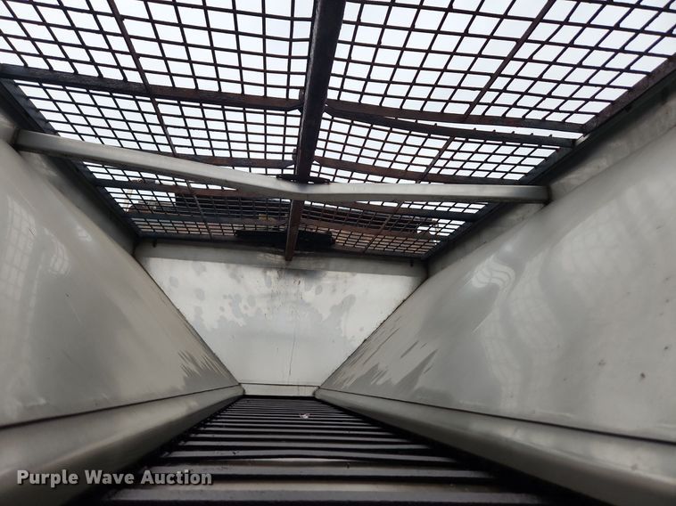 image for item MW9638 2007 International 7400  dump truck