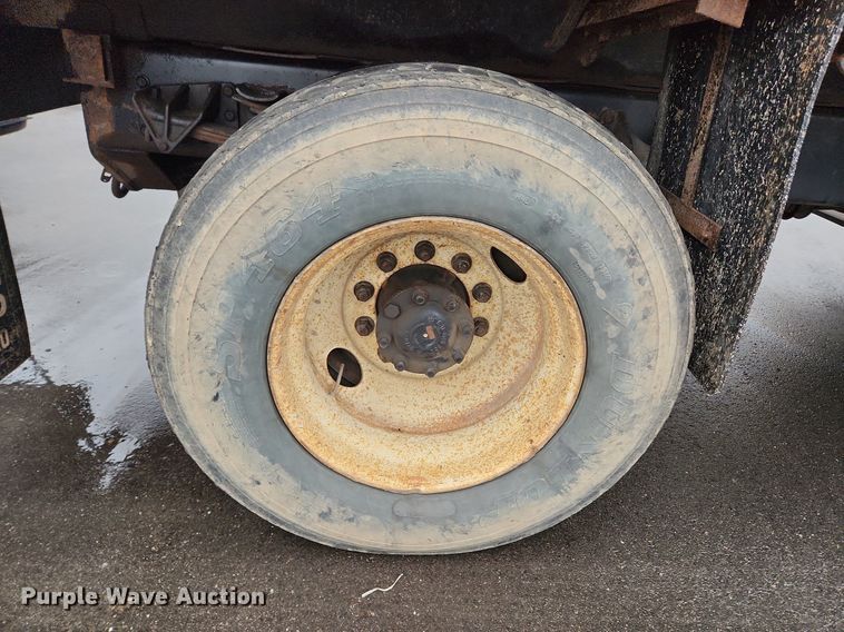 image for item MW9638 2007 International 7400  dump truck