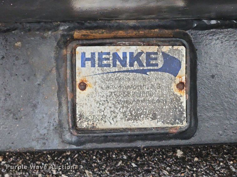 image for item MW9638 2007 International 7400  dump truck