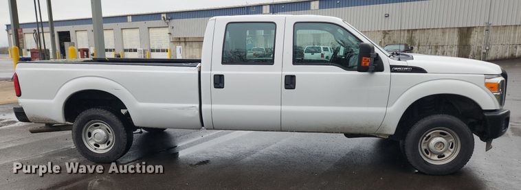 image for item MW9639 2011 Ford F250 Super Duty XL  Crew Cab pickup truck