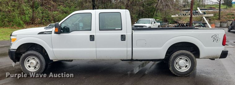 image for item MW9639 2011 Ford F250 Super Duty XL  Crew Cab pickup truck