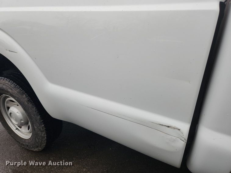 image for item MW9639 2011 Ford F250 Super Duty XL  Crew Cab pickup truck