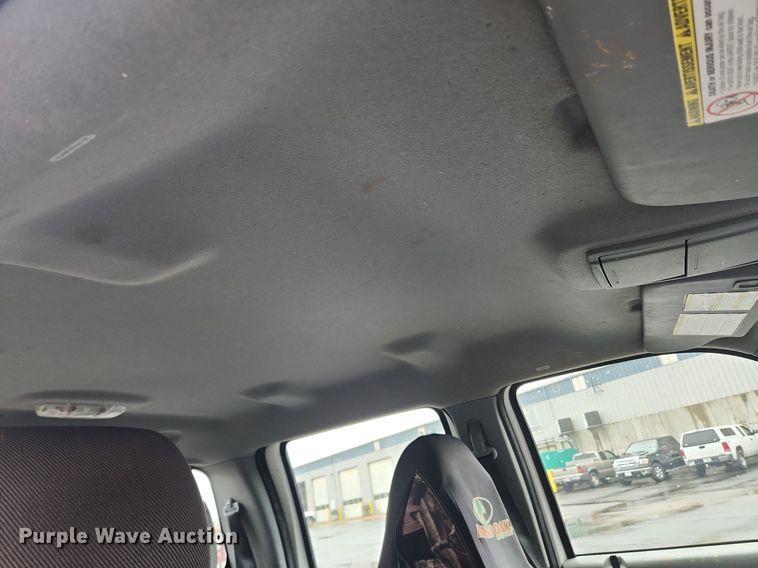 image for item MW9639 2011 Ford F250 Super Duty XL  Crew Cab pickup truck