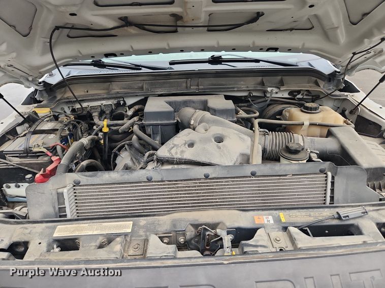 image for item MW9639 2011 Ford F250 Super Duty XL  Crew Cab pickup truck