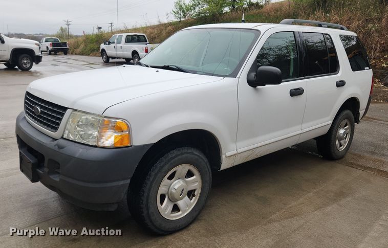 image for item MW9640 2003 Ford Explorer  SUV