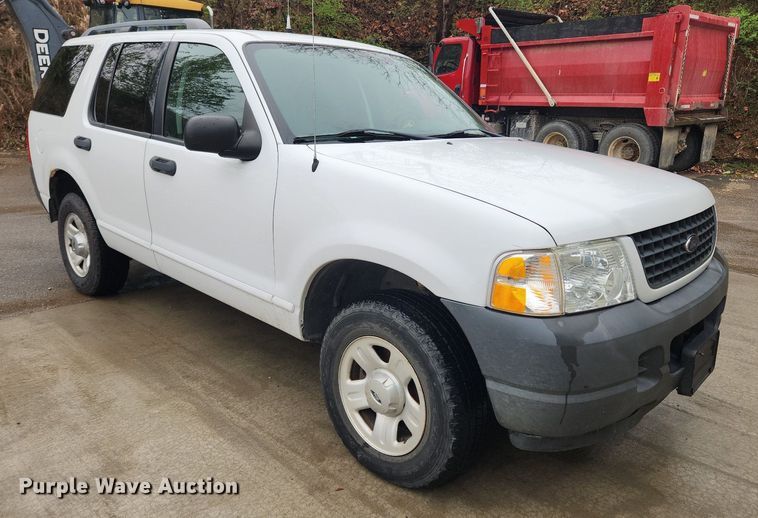 image for item MW9640 2003 Ford Explorer  SUV