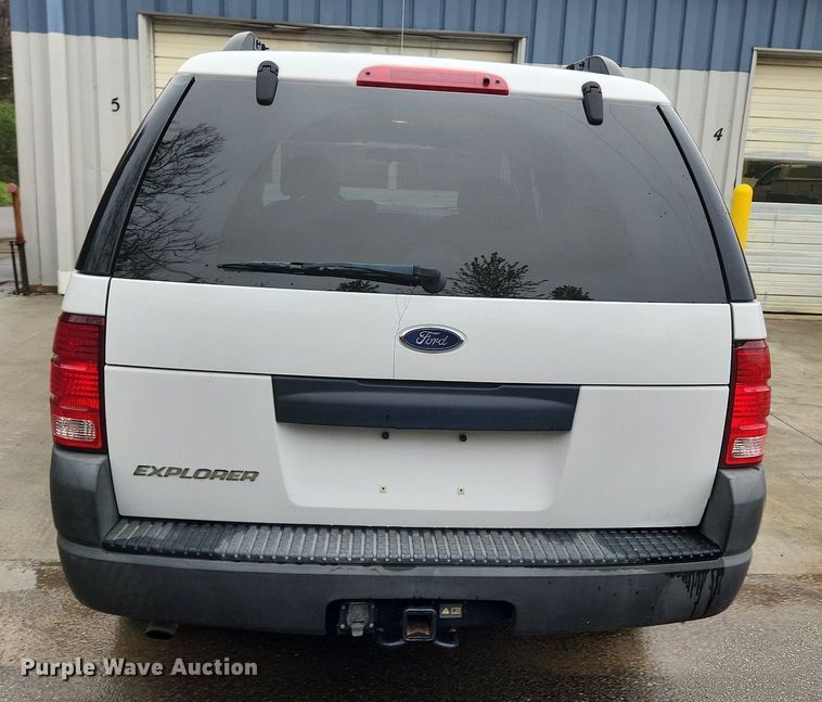 image for item MW9640 2003 Ford Explorer  SUV