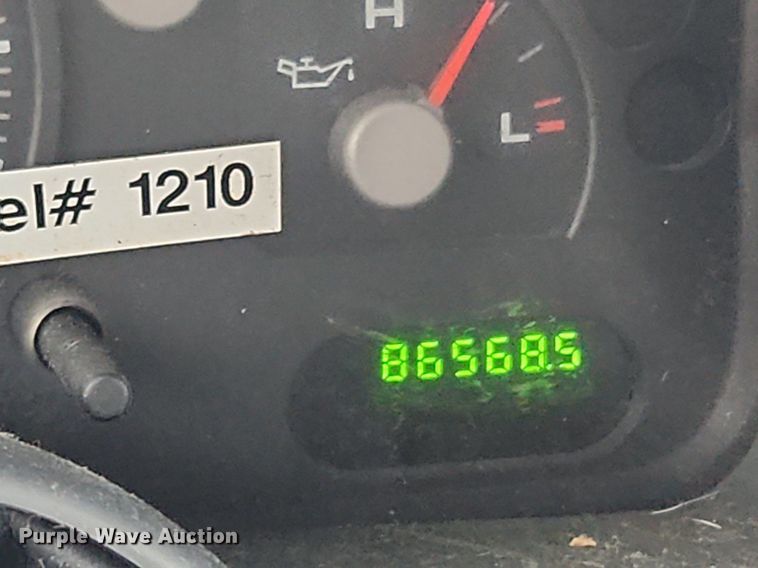 image for item MW9640 2003 Ford Explorer  SUV