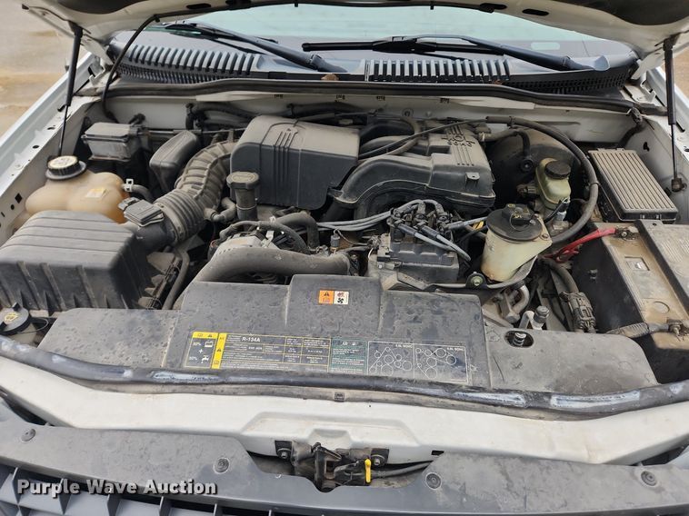 image for item MW9640 2003 Ford Explorer  SUV