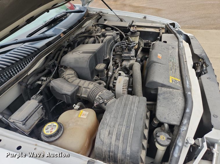 image for item MW9640 2003 Ford Explorer  SUV