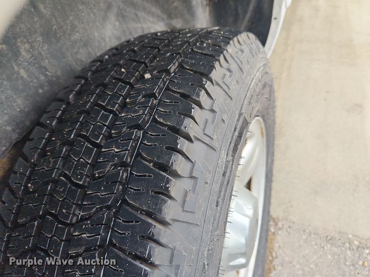 image for item MW9640 2003 Ford Explorer  SUV