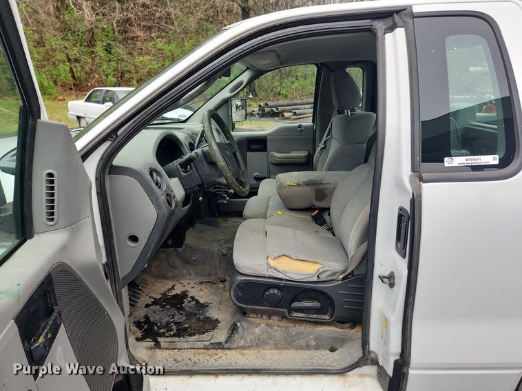 image for item MW9641 2007 Ford F150 XL  pickup truck