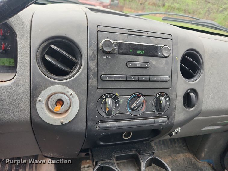 image for item MW9641 2007 Ford F150 XL  pickup truck