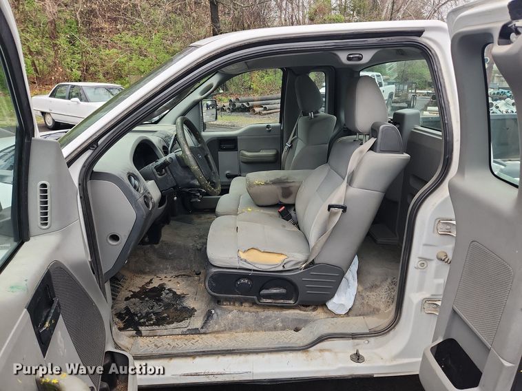 image for item MW9641 2007 Ford F150 XL  pickup truck